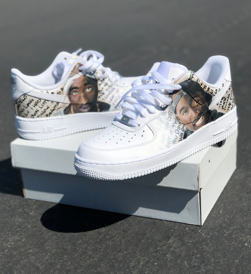 radical Oxido No se mueve Tupac Vs. The Notorious B.I.G.- The Rivalry Takes Over Nike! – B Street  Shoes