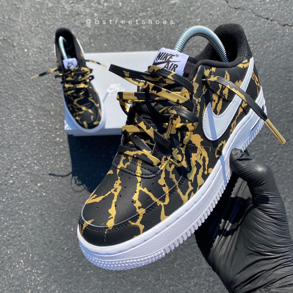 Pakistan stad Een zin Custom Hand Painted Gold and Black Marble Nike Air Force 1 Low – B Street  Shoes