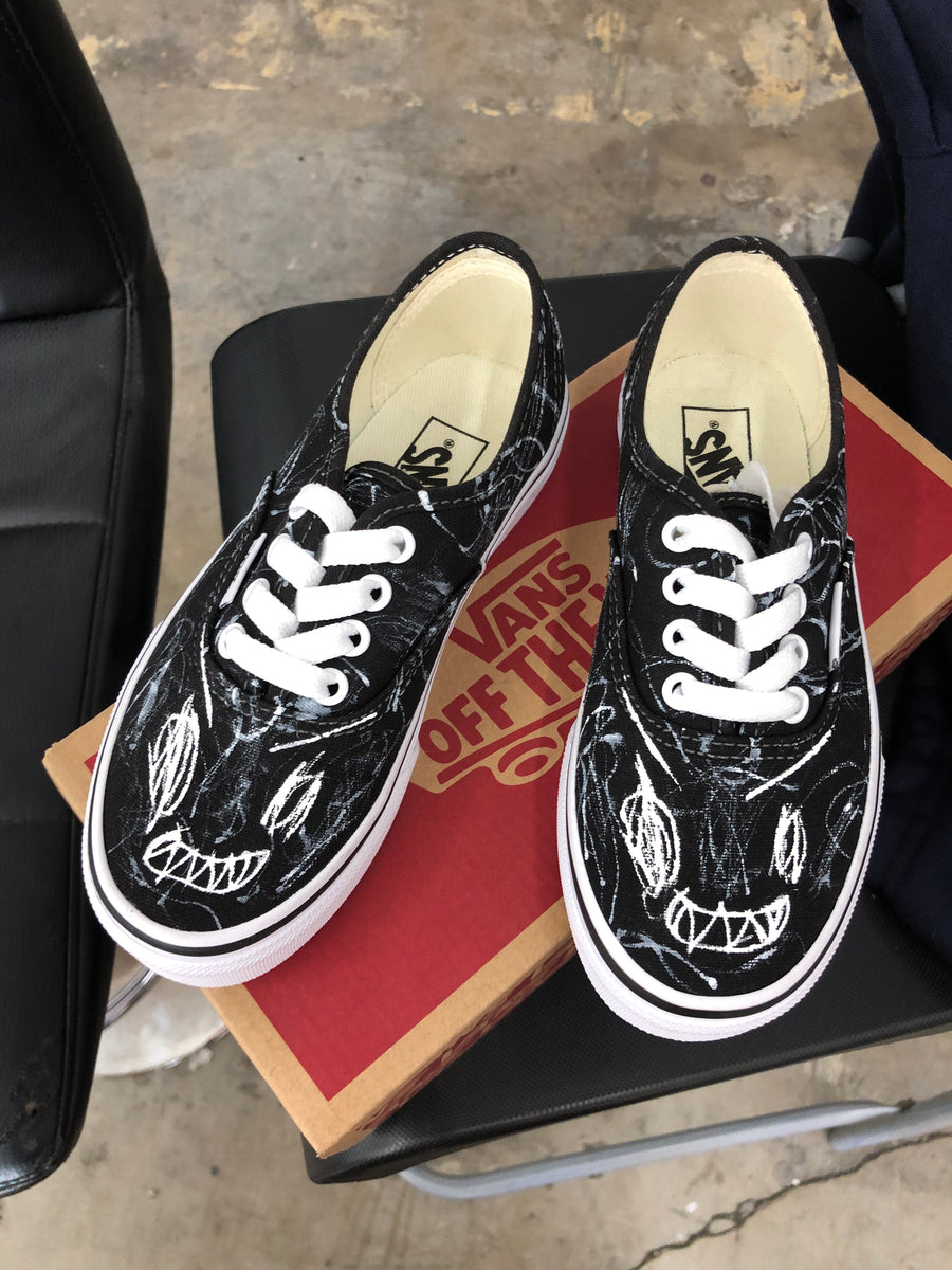 2 pairs of JoeTheGamer Vans Black Authentic Women s 6.5