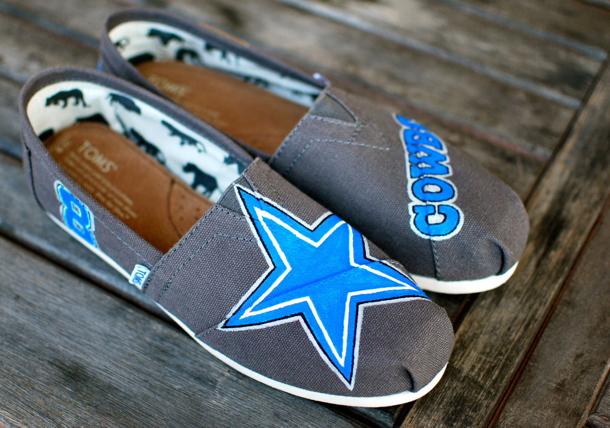Dallas cowboys 2025 toms shoes