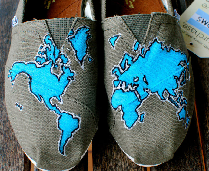 Earth Day Celebration! Custom TOMS Event at Toms Flagship