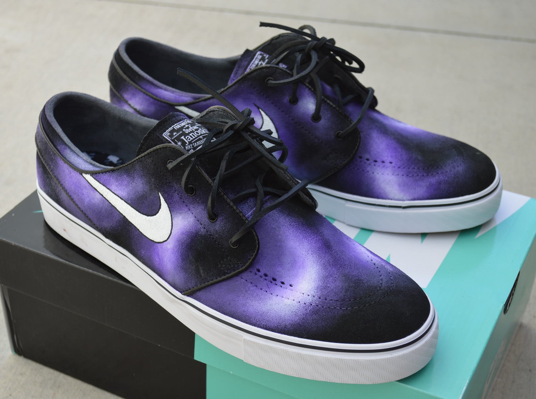 Custom Hand Painted Purple Smoke SB Stefan Skate Shoes – B Shoes