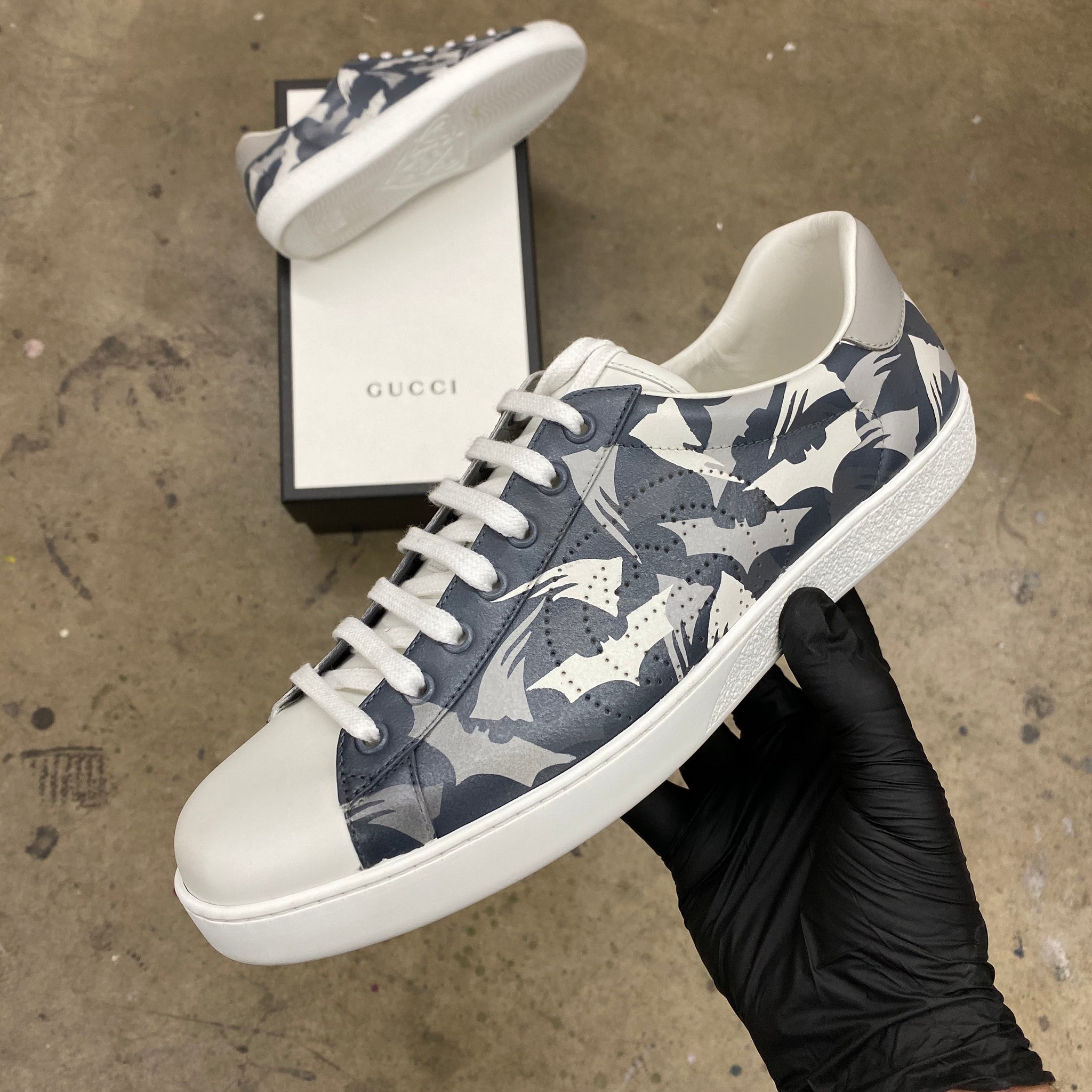 gå på arbejde dessert Databasen Custom Painted Patriots + Dark Knight Camo Gucci Sneakers - Custom Ord – B  Street Shoes