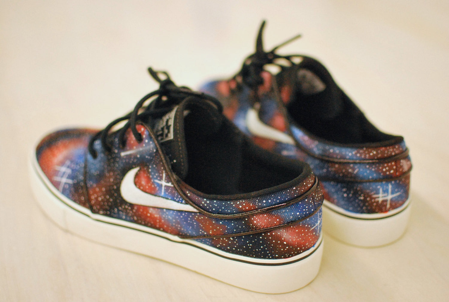 Galaxy janoski shop